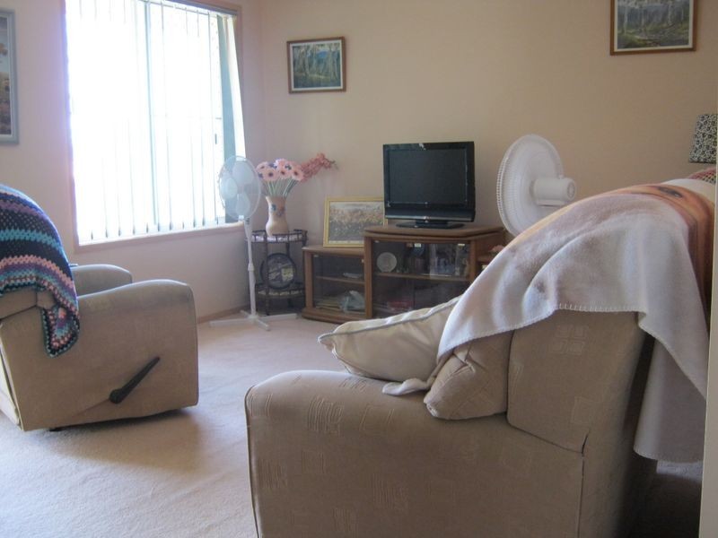 12 Burns Cres, Wondai QLD 4606