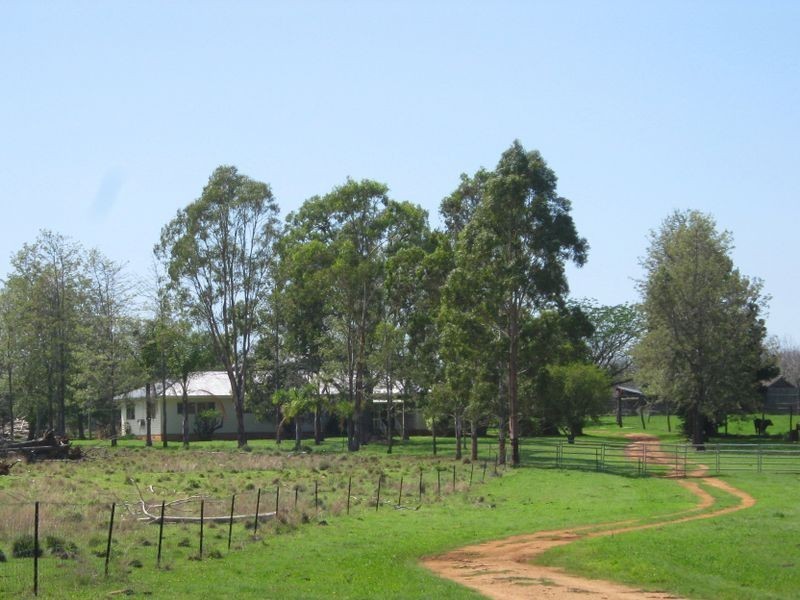 917 Flagstone Creek Road, Haly Creek QLD 4610