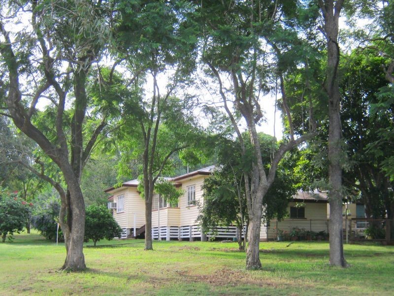 263 Hoggs Rd, Wooroolin QLD 4608