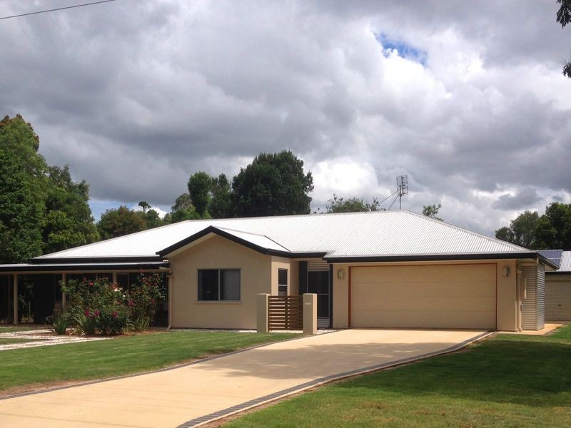 13 Reservoir Street, Kingaroy QLD 4610