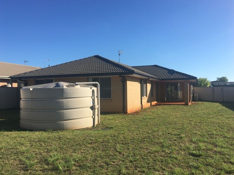 44 Frangipani Drive, Kingaroy QLD 4610
