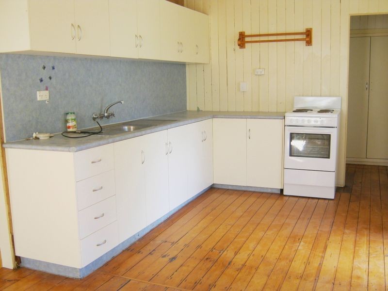 79 Pring Street, Wondai QLD 4606