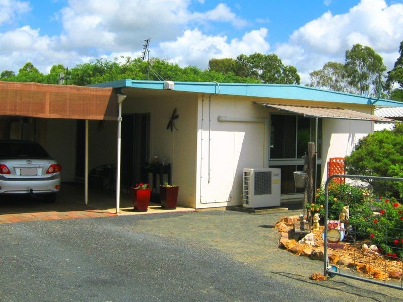 19 Mcilhattan, Wondai QLD 4606