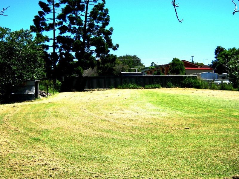 5 Gipps Street, Nanango QLD 4615