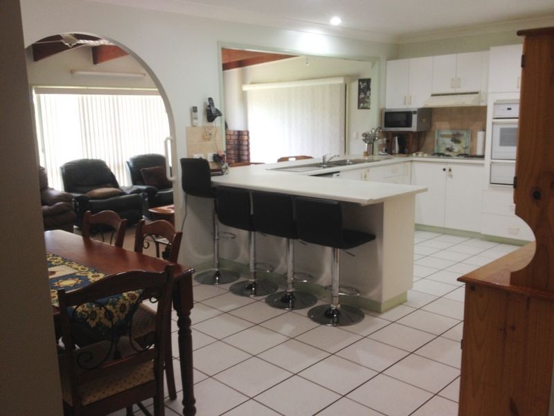 8 Tarong Drive, Kingaroy QLD 4610