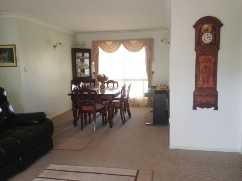 8 Tarong Drive, Kingaroy QLD 4610