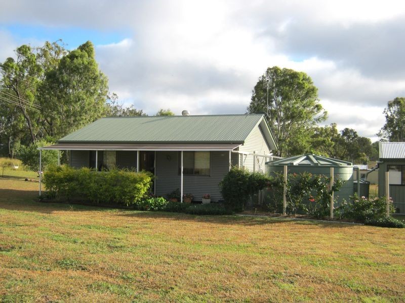 7 Gwen Street, Hivesville QLD 4612