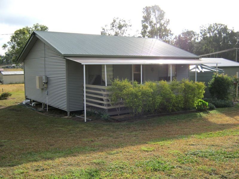 7 Gwen Street, Hivesville QLD 4612