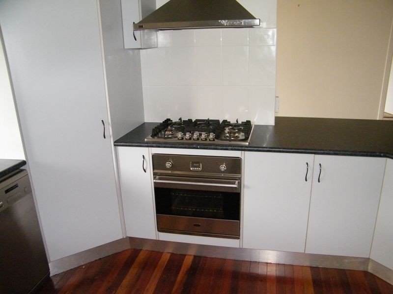 27 Fitzroy Street, Kingaroy QLD 4610