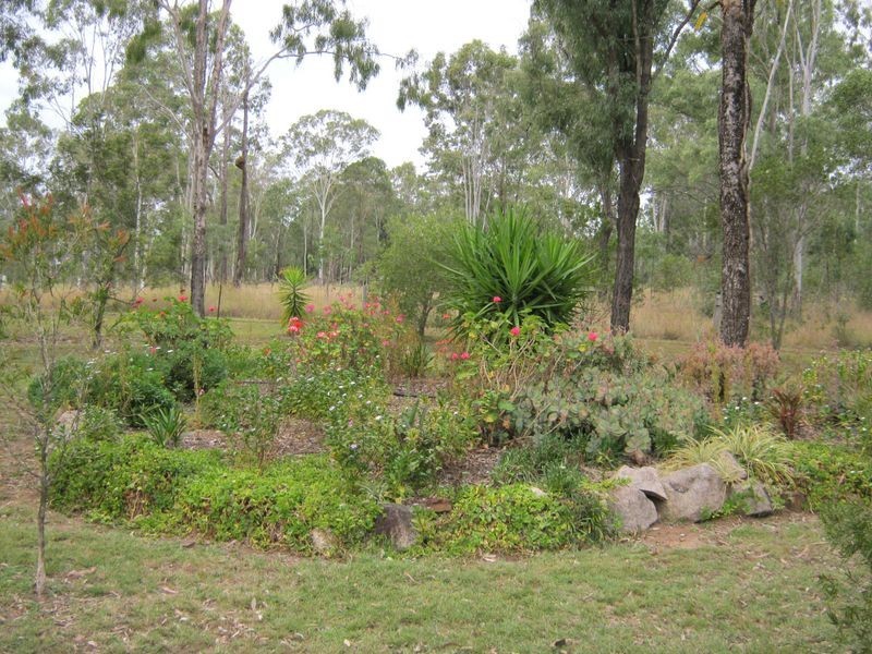 27 Farr Ct, Wattle Camp QLD 4615