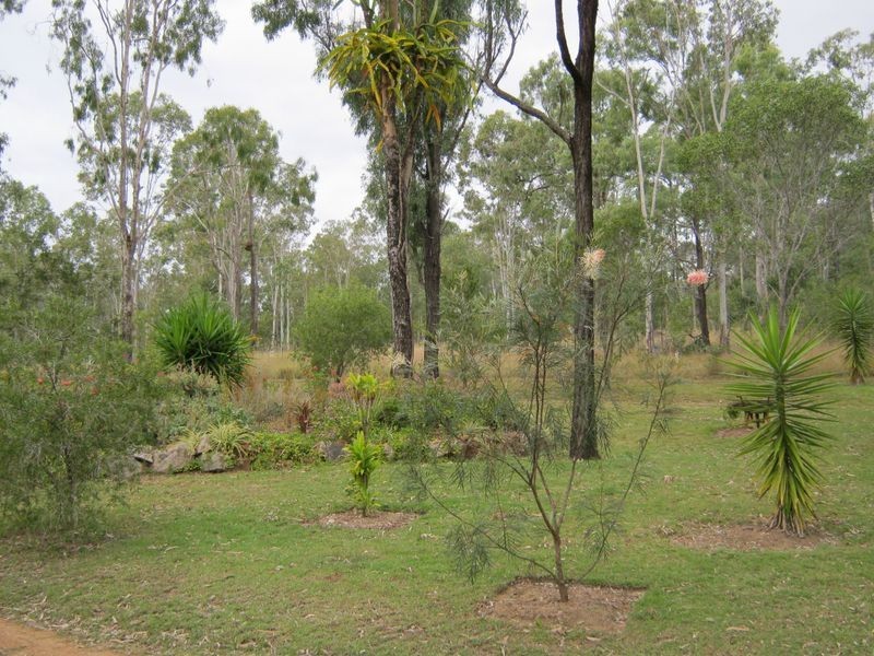 27 Farr Ct, Wattle Camp QLD 4615