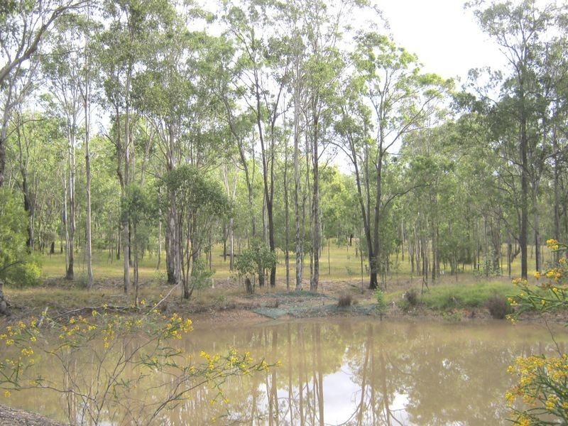27 Farr Ct, Wattle Camp QLD 4615