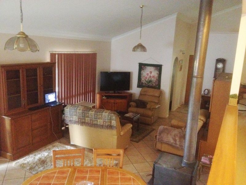 6 Adermann Drive, Kingaroy QLD 4610