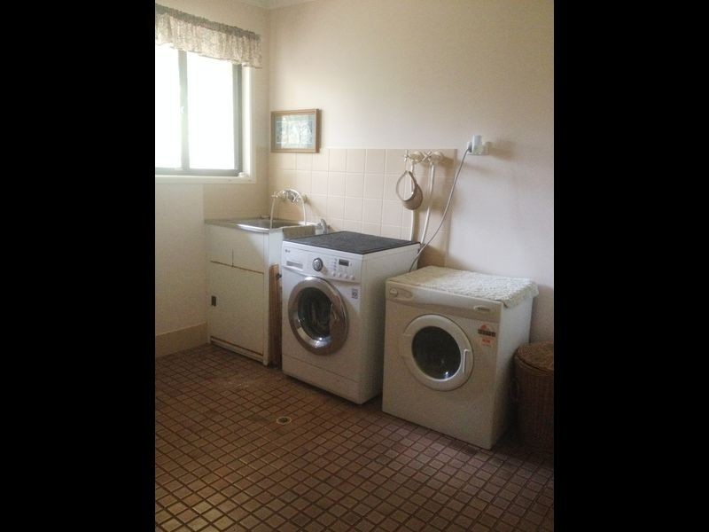 6 Adermann Drive, Kingaroy QLD 4610