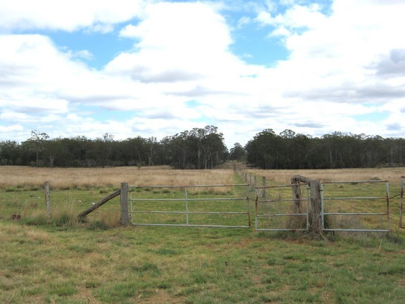 177 Cants Road, Wooroolin QLD 4608
