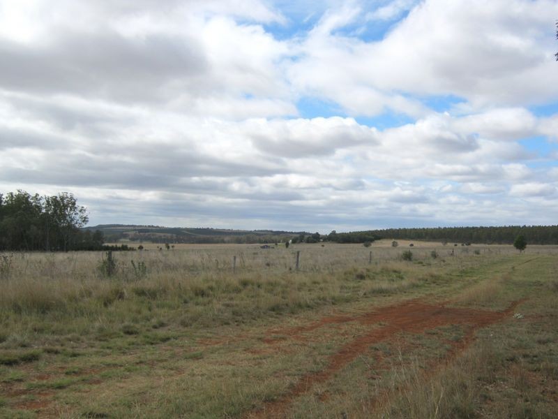 177 Cants Road, Wooroolin QLD 4608