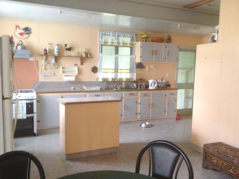 10 Weeks Road, Kingaroy QLD 4610