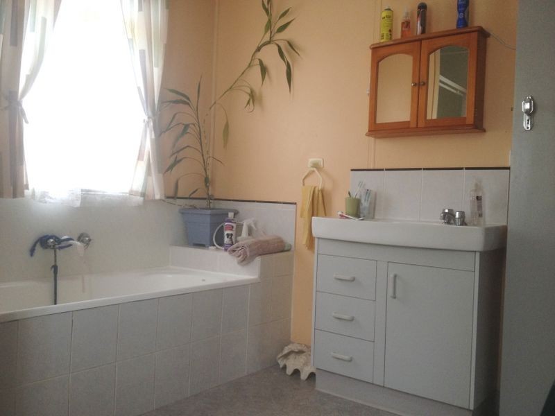 10 Weeks Road, Kingaroy QLD 4610