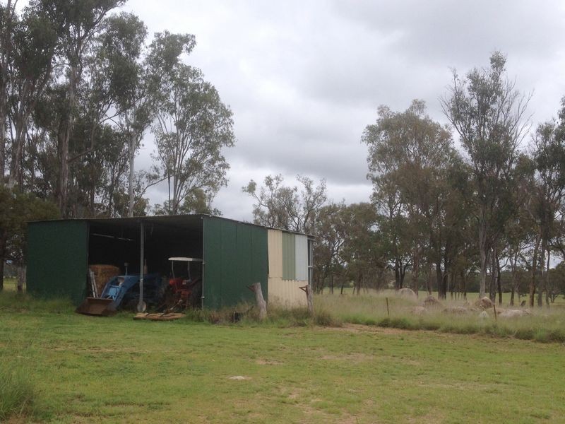 10 Weeks Road, Kingaroy QLD 4610