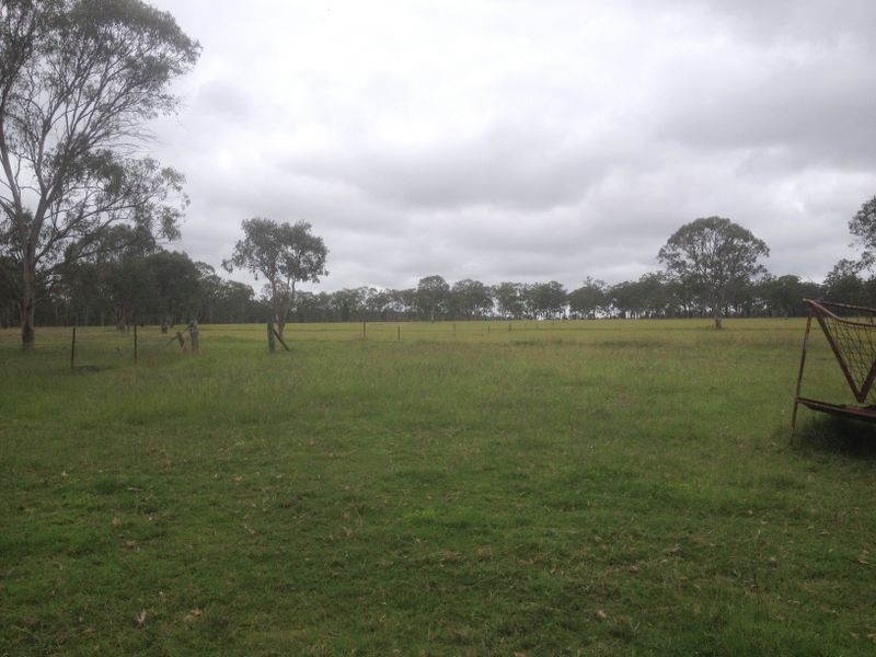 10 Weeks Road, Kingaroy QLD 4610