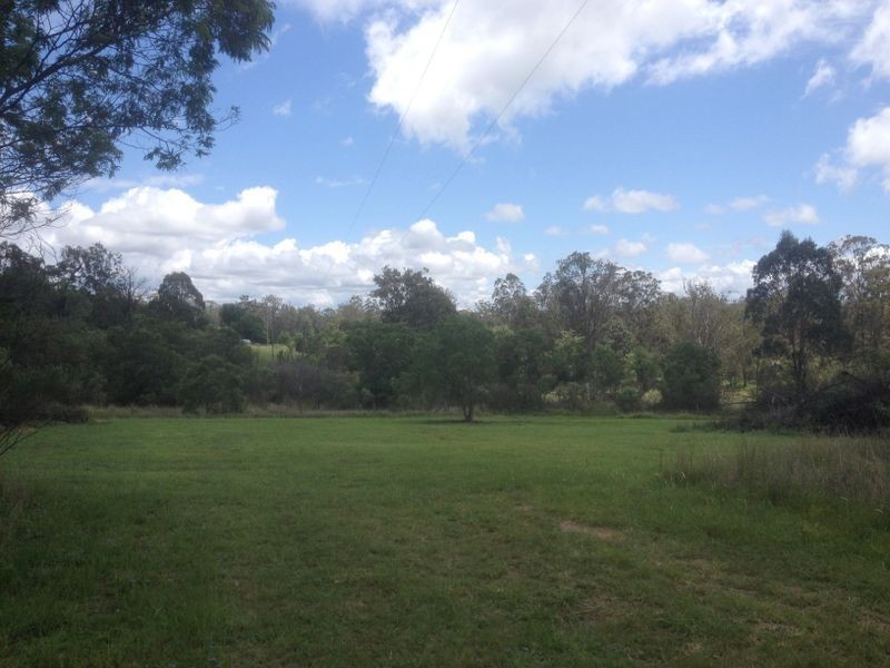 76 Brights Road, Nanango QLD 4615