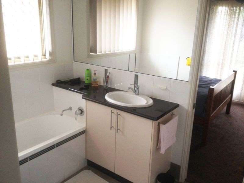 82 Windsor Circle, Kingaroy QLD 4610