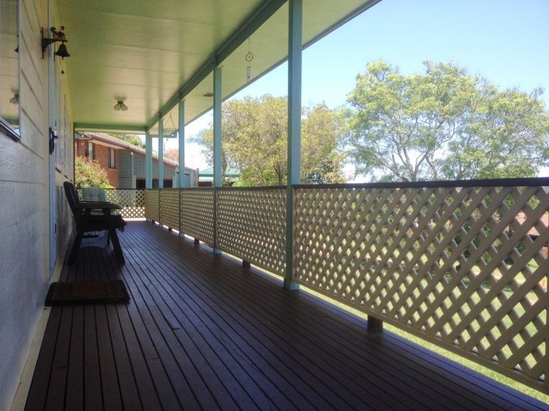 7 Neville Place, Kingaroy QLD 4610