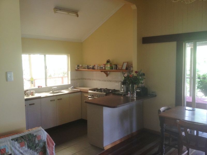 82 Currawong Drive, Tingoora QLD 4608