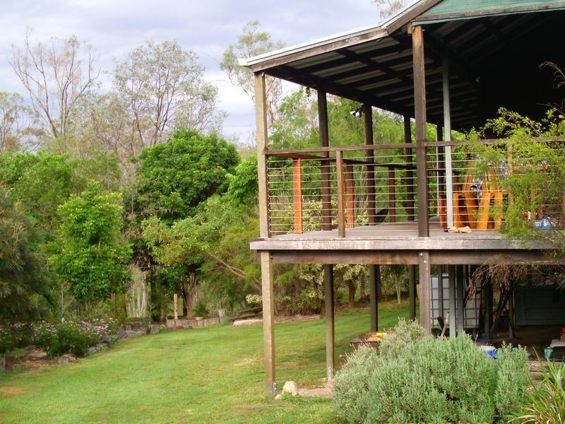 82 Currawong Drive, Tingoora QLD 4608