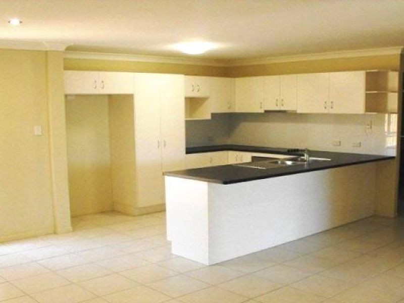 27 Banksia Drive, Kingaroy QLD 4610