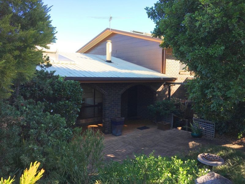 13 – 15 Adermann Drive, Kingaroy QLD 4610