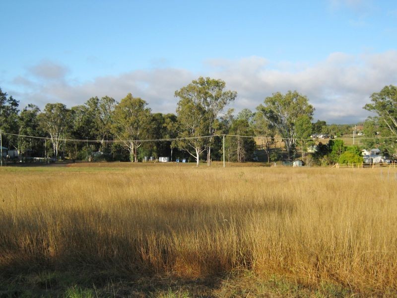 6 Harris Street, Hivesville QLD 4612