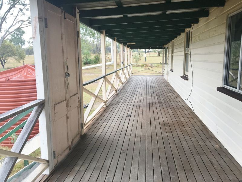 176 Brocklehurst Road, Wattle Camp QLD 4615