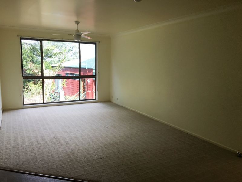 8 Neville Place, Kingaroy QLD 4610