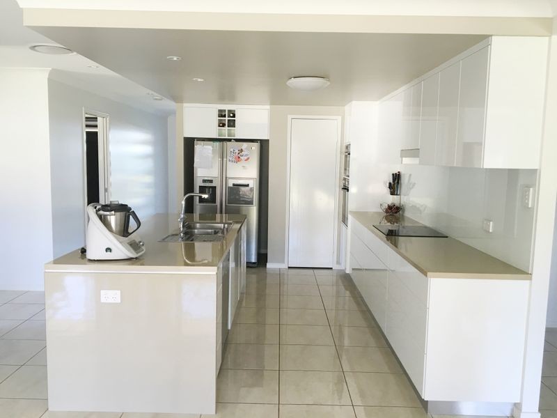 33 Darryl Crescent, Kingaroy QLD 4610