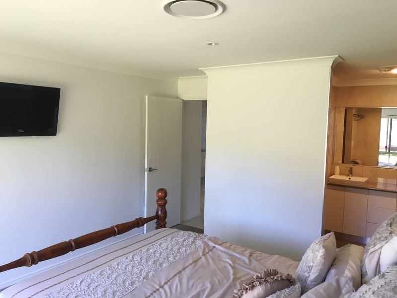 33 Darryl Crescent, Kingaroy QLD 4610