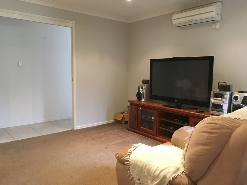 6 Bernard Crescent, Kingaroy QLD 4610