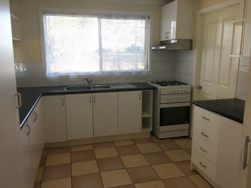 65 Hicken Way, Nanango QLD 4615