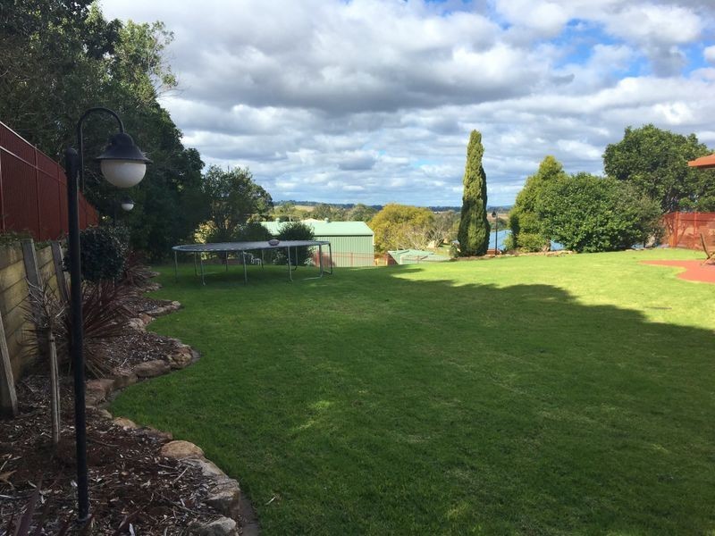 2 Freeman Court, Kingaroy QLD 4610