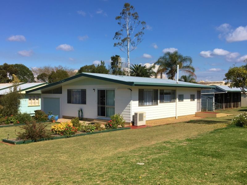 11 Gabbee Street, Kingaroy QLD 4610
