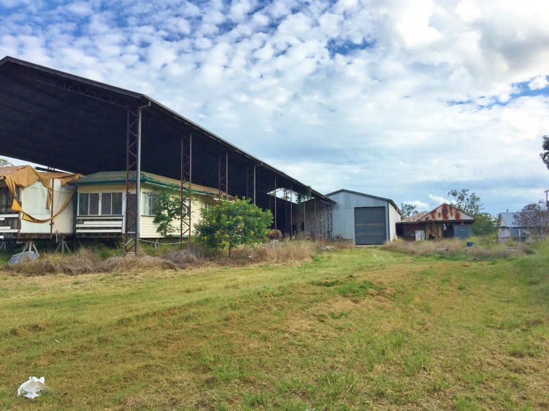 14 Main Street, Hivesville QLD 4612