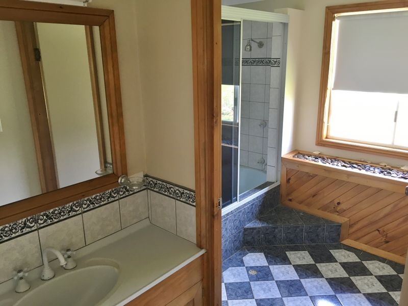 42 Hicken Way, Nanango QLD 4615