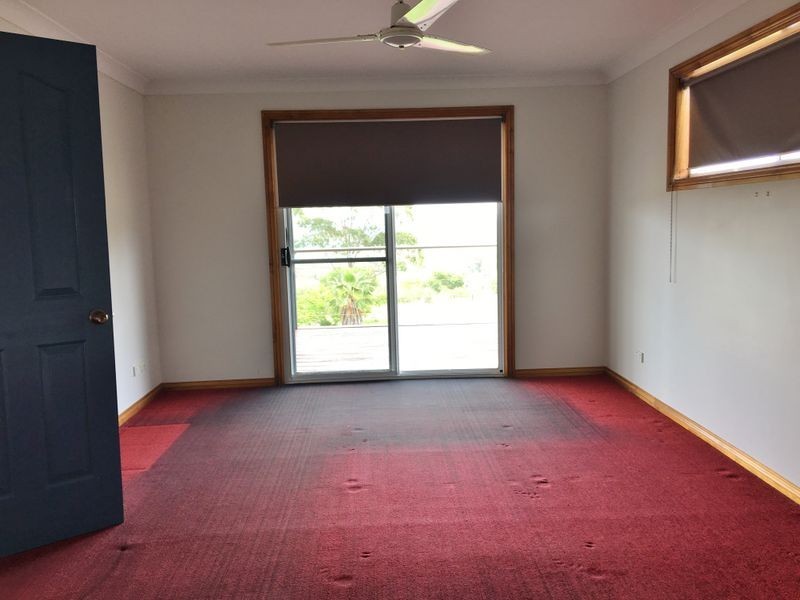 42 Hicken Way, Nanango QLD 4615