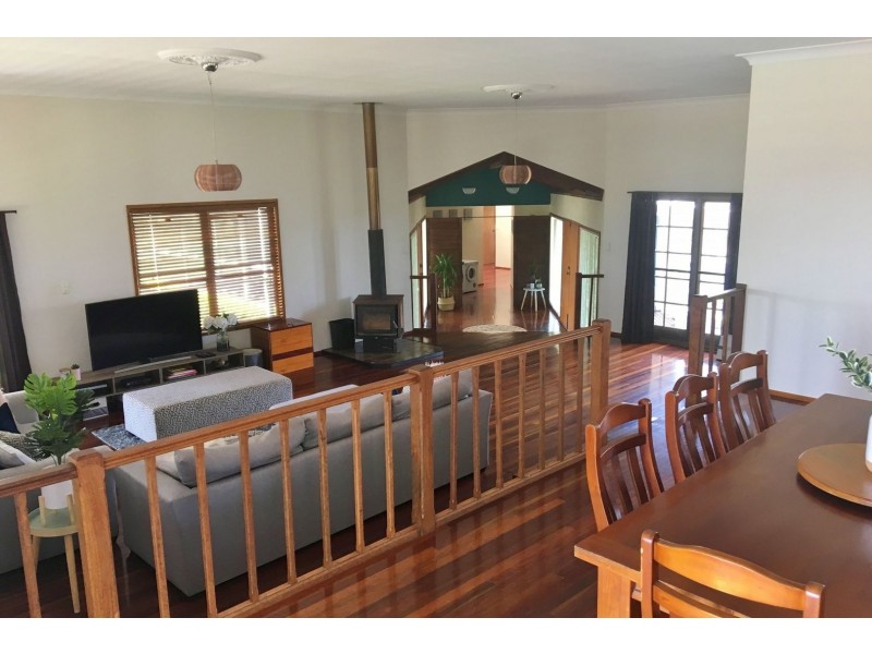 62 Muir Drive, Nanango QLD 4615