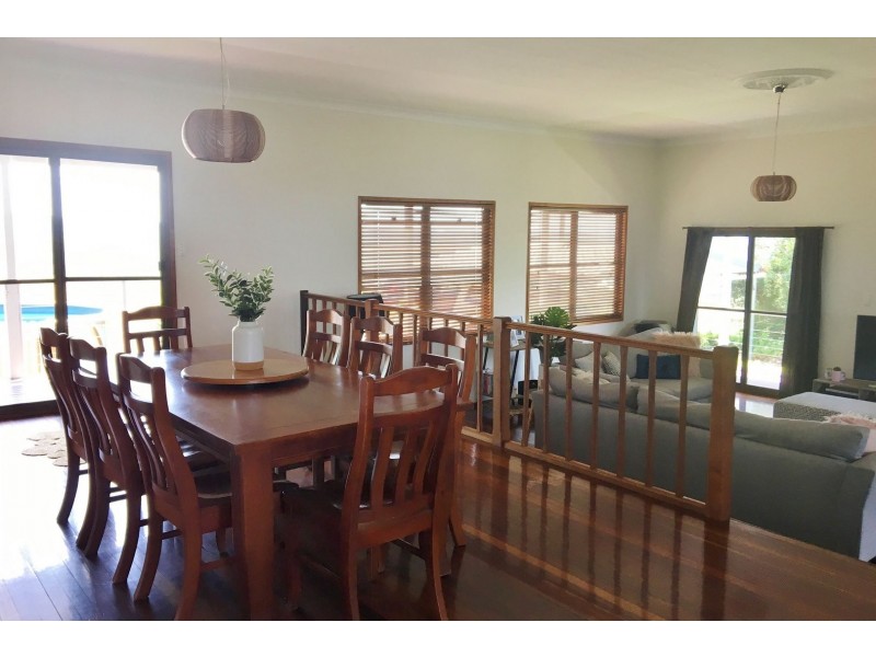 62 Muir Drive, Nanango QLD 4615