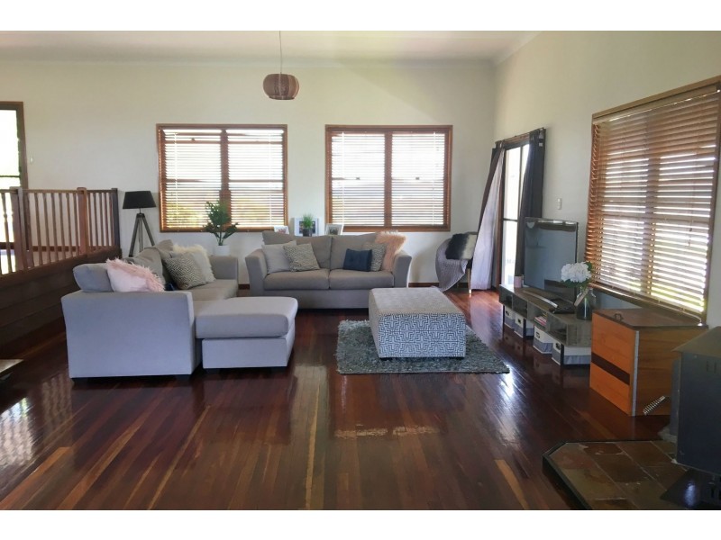 62 Muir Drive, Nanango QLD 4615