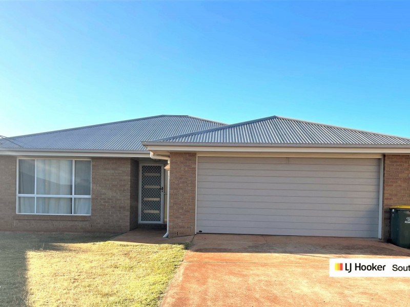 11 Lara Court, Kingaroy QLD 4610