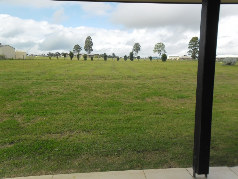 6-8 Peregrine Drive, Kingaroy QLD 4610