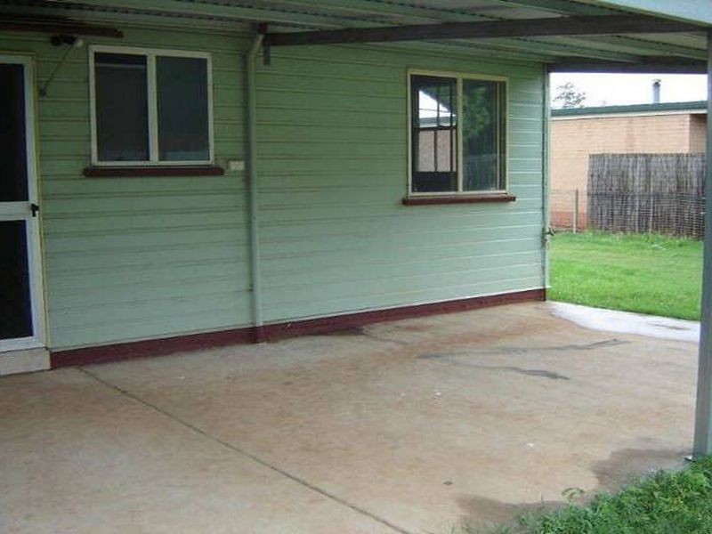 9 Booth Street, Kingaroy QLD 4610