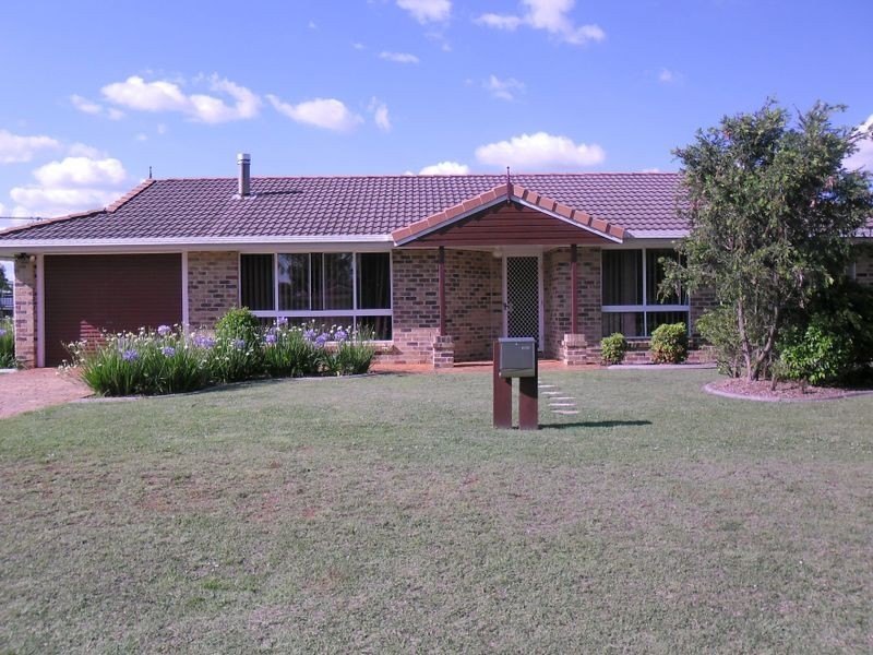 24 Kurtellen Crescent, Kingaroy QLD 4610